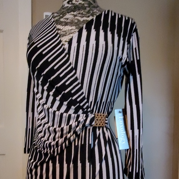 Luxology black & white long sleeve dress, size PS - Picture 2 of 5